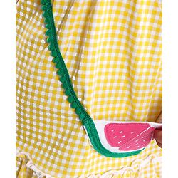 Babyhug Singlet Sleeves Top Checks Print with Sling Bag Applique - Yellow