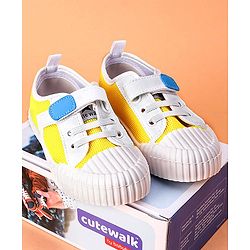 Cute Walk by Babyhug Casual Shoes With Star Patch- Yellow