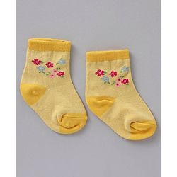 Cute Walk by Babyhug Ankle Length Antibacterial Socks Pack Of 3 - Multicolur