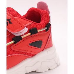 Cute Walk by Babyhug Solid Sneakers with Velcro Closure- Red Black