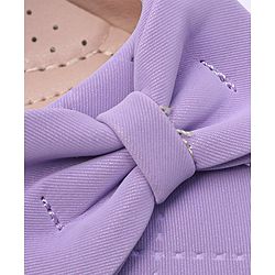 Cute Walk by Babyhug Bellies with Velcro Closure with Bow Applique - Pink