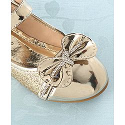 Cute Walk by Babyhug Front Strap Closure Bellies with Bow Applique - Golden