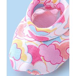 Babyhug 100% Cotton Knit Mittens & Booties Set with Clouds Print - Pink