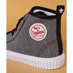 Cute Walk by Babyhug Velcro Closure Casual Shoes - Black