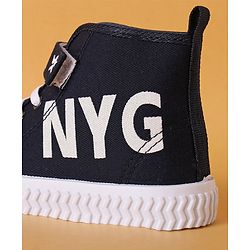 Cute Walk by Babyhug Casual Shoes with Velcro Closure- Navy Blue