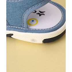 Cute Walk by Babyhug Musical Sandals With Velcro Closure - Light Blue