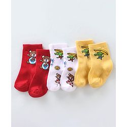 Cute Walk By Babyhug Non Terry Anti Bacterial Ankle Length Socks Striped & Car Design Pack Of 3 - Yellow