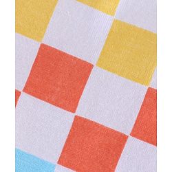 Babyhug Cotton Single Jersey Knit Knee Length Checkered Shorts - White