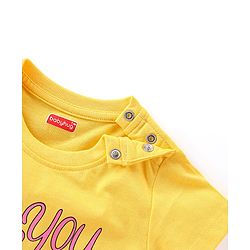 Babyhug Cotton Knit Half Sleeve Capri Night Suit With Text Print - Yellow & Pink