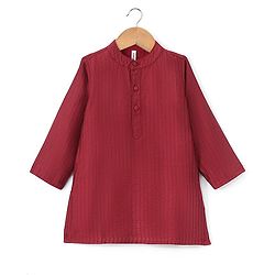 Babyhug 100% Cotton Woven Pin Tucked Kurta Solid Colour - Maroon
