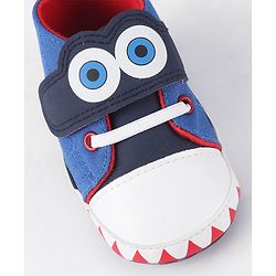 Cute Walk by Babyhug Velcro Closure Booties - Blue