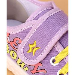 Cute Walk by Babyhug Casual Shoes with Velcro Closure Text Design - Black
