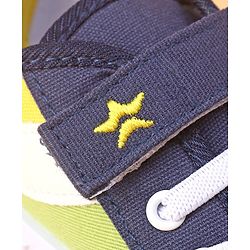 Cute Walk by Babyhug Velcro Closure Casual Shoes - Blue