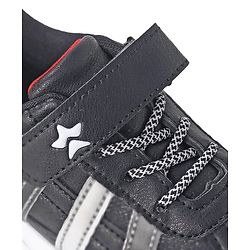 Cute Walk by Babyhug Sneaker - Black