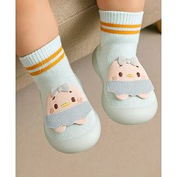 Cute Walk by Babyhug Socks Shoes with Star Applique - Light Pink main image 1