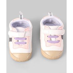 Cute Walk by Babyhug Velcro Closure Booties - Yellow