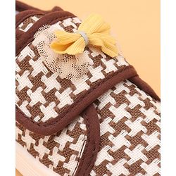 Cute Walk by Babyhug Velcro Closure Casual Shoes With Bow Applique - Coffee
