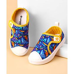Cute Walk by Babyhug Velcro Closure Doodle Printed Casual Shoes
