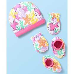Babyhug 100% Cotton Interlock Knit Cap Mittens & Booties With Fish Print Pink - Diameter 10 Cm