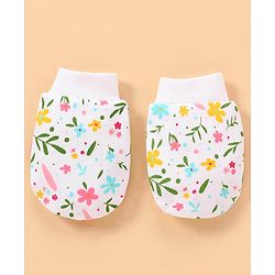 Babyhug 100% Cotton Baby Gift Set With Floral Print Pack of 7 - White & Pink
