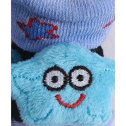 Cute Walk by Babyhug Socks With Star Applique - Blue