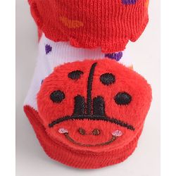 Cute Walk by Babyhug Fabric Ankle Length Socks Shoes with Heart Design & Ladybug Applique- Red & White