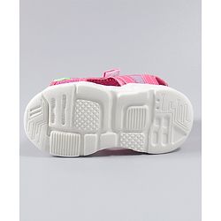 Cute Walk by Babyhug Casual Sandals Floral Patch - Fuschia