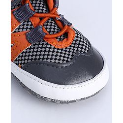 Cute Walk by Babyhug Booties - Orange Black