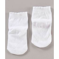 Cute Walk by Babyhug Cotton Blend Ankle Length Anti Bacterial Socks Strawberry Design Pack of 3 - Red Pink
