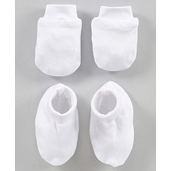 Babyhug 100% Cotton Mittens & Booties Set - White