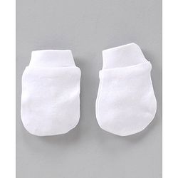 Babyhug 100% Cotton Cap Mittens And Booties Set White - Cap Diameter 9.5 cm