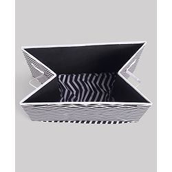 Babyhug Toy Bank Chevron Print - Grey & White