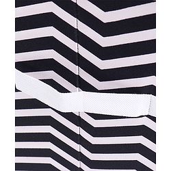 Babyhug Toy Bank Chevron Print - Grey & White