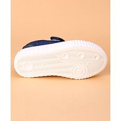 Cute Walk by Babyhug Casual Shoes - Navy