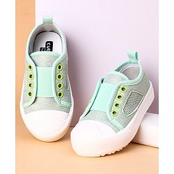 Cute Walk by Babyhug Casual Shoes - Green
