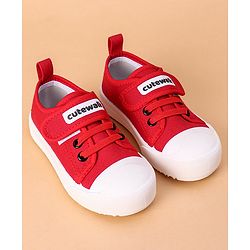 Cute Walk by Babyhug Casual Shoes - Red