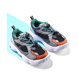 Cute Walk by Babyhug Sports Shoes - Green