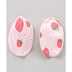 Babyhug 100% Cotton Caps Mittens & Booties Set Strawberry Printed - Diameter 18 cm
