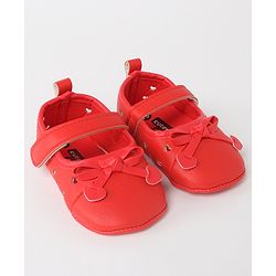 Cute Walk by Babyhug Velcro Closure Bellies Bow Applique & Laser Cut Detailing- Red