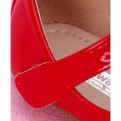 Cute Walk by Babyhug Sandals Floral & Beads Applique - Red