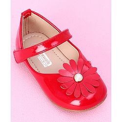 Cute Walk by Babyhug Sandals Floral & Beads Applique - Red
