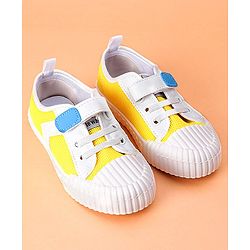 Cute Walk by Babyhug Casual Shoes With Star Patch- Yellow
