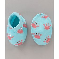 Babyhug 100% Cotton Cap Mitten Booties Set Crab Printed Blue - Diameter 11 cm