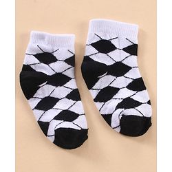 Cute Walk by Babyhug Cotton Knit Regular Length Antibacterial Socks Sports Design Pack of 7 - Multicolour