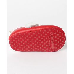 Cute Walk by Babyhug Velcro Booties Bow Applique - Red