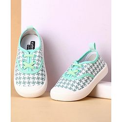 Cute Walk by Babyhug Casual Shoes - Green