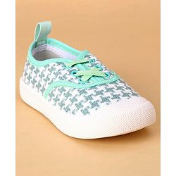 Cute Walk by Babyhug Casual Shoes - Green