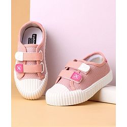 Cute Walk by Babyhug Velcro Closure Casual Shoes Solid- Pink