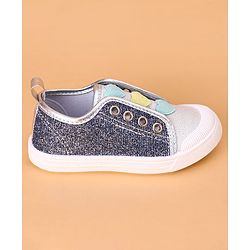 Cute Walk by Babyhug Casual Shoes Heart Applique - Blue