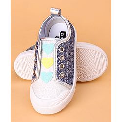 Cute Walk by Babyhug Casual Shoes Heart Applique - Blue